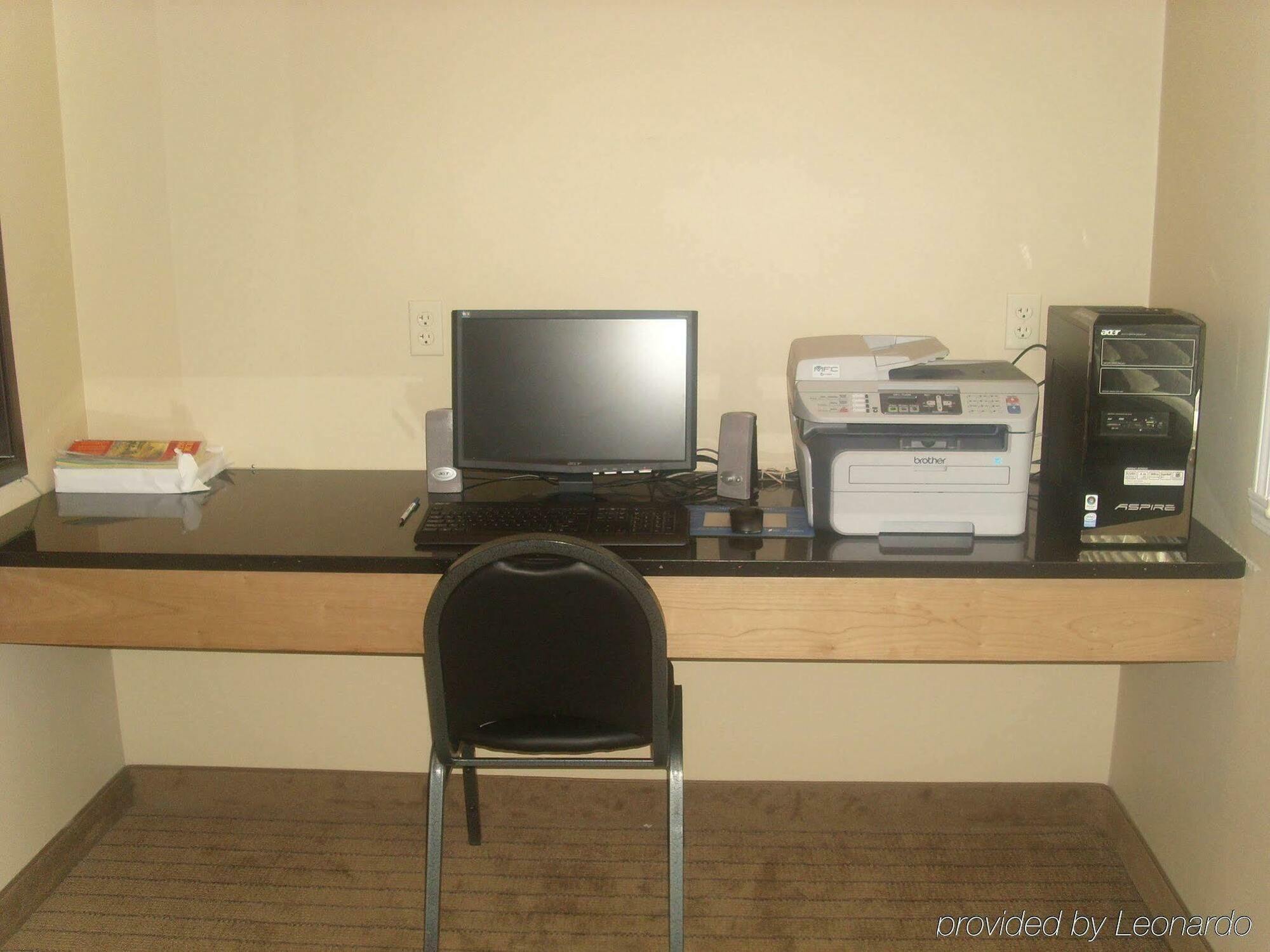Holiday Inn Express Devils Lake By Ihg Fasilitas foto